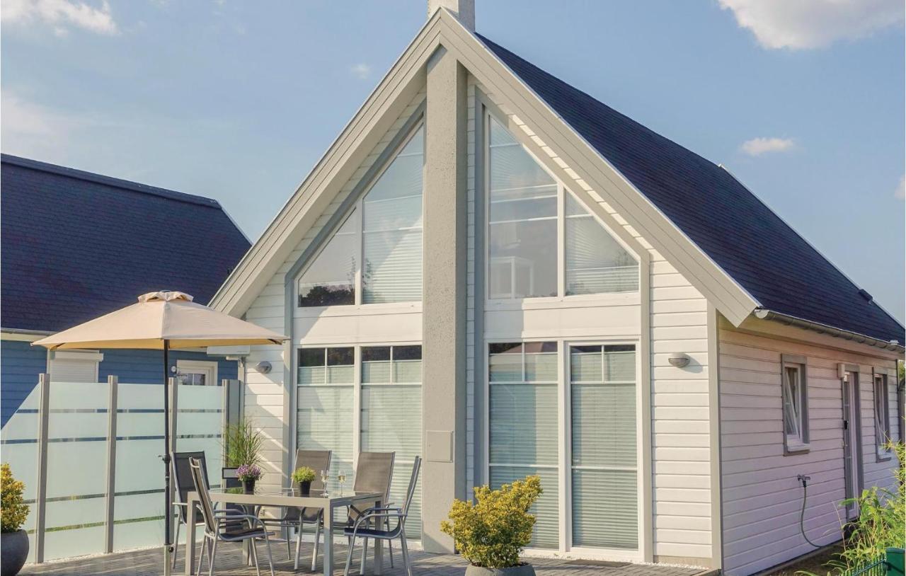 Beach Front Home In Zerpenschleuse With Wifi Eksteriør billede