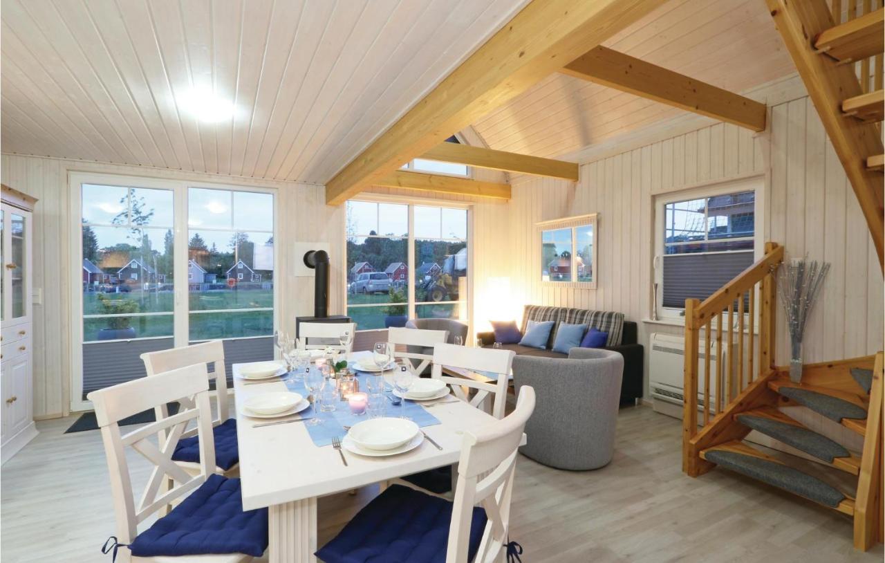 Beach Front Home In Zerpenschleuse With Wifi Eksteriør billede